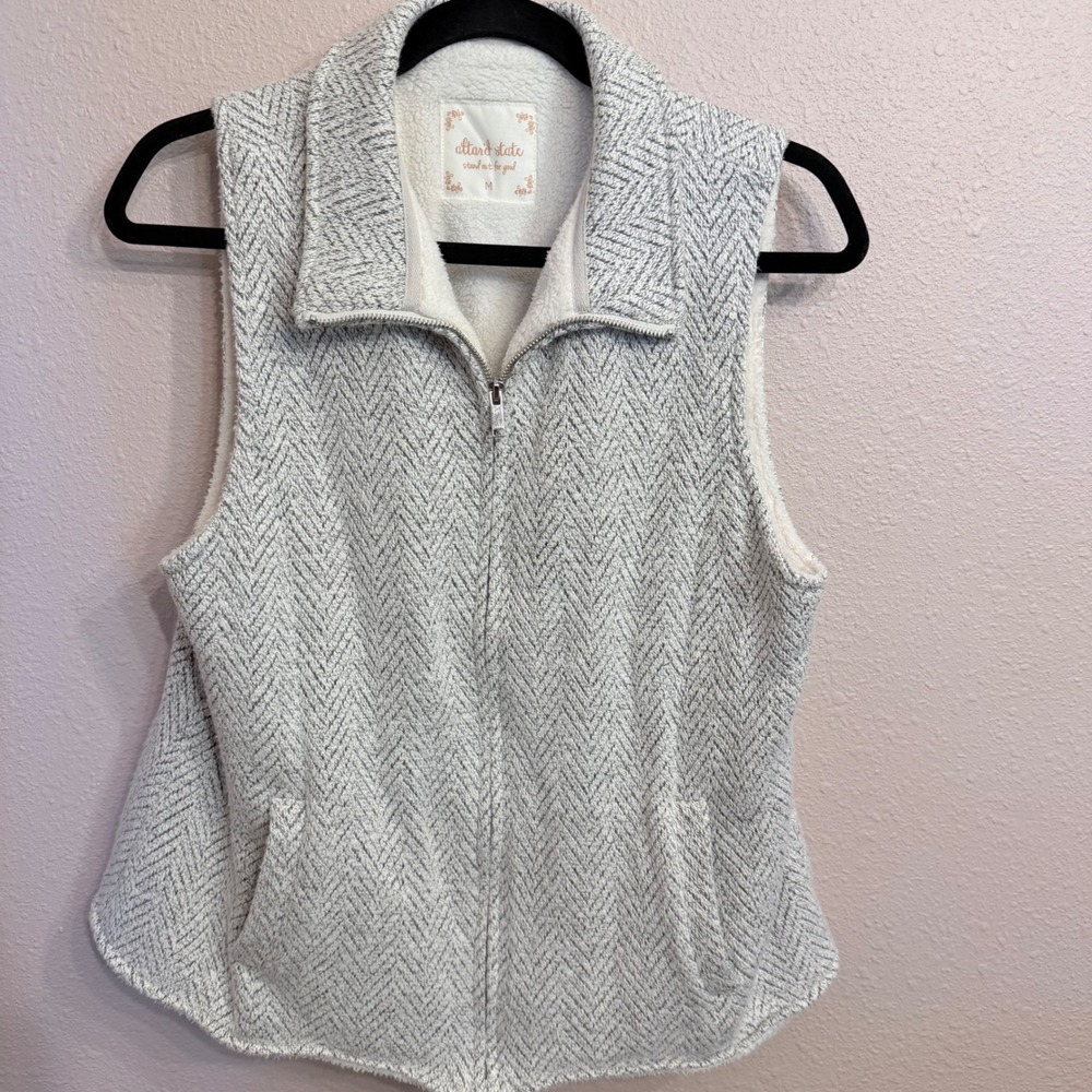 Altar'd State Herringbone Sherpa Lined Full Zip Vest Grey Mix JKX1047-F19 Medium